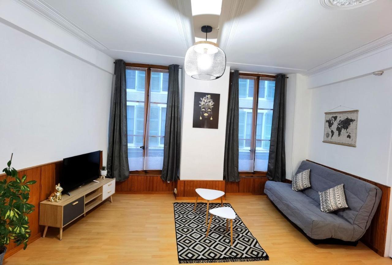 Charmant T2 Meuble Quartier Chateau De פאו מראה חיצוני תמונה